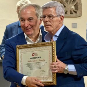 El alcalde de Potes (izquierda) y Pedro Álvarez